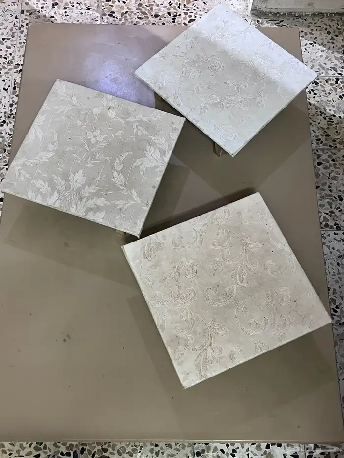 طاولات ارضيه للبيع 1