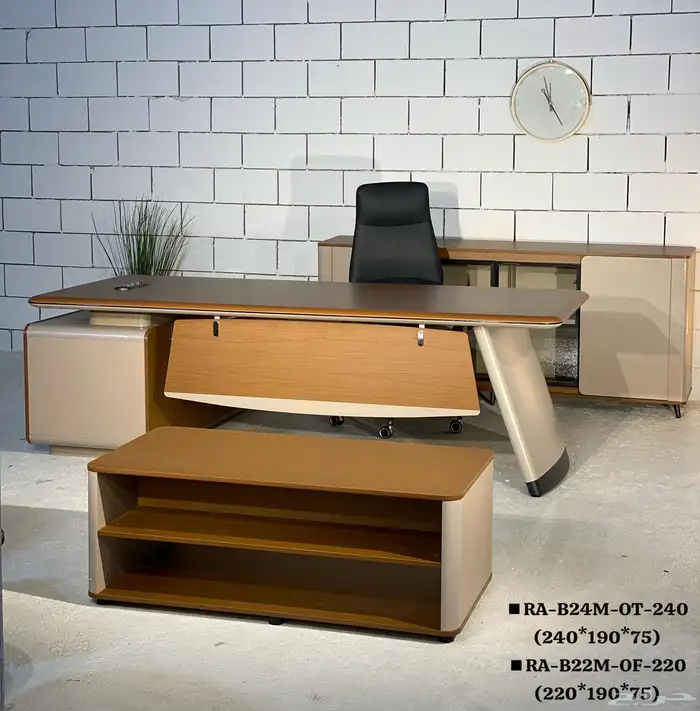 مكتب مدراء فاخر بتصميم عصري 1