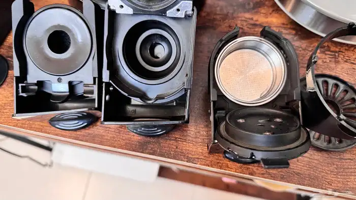 صانع قهوة اكسبير كبسولات نوعين وبن مطحون مع مطحنة بن مدمجة 1