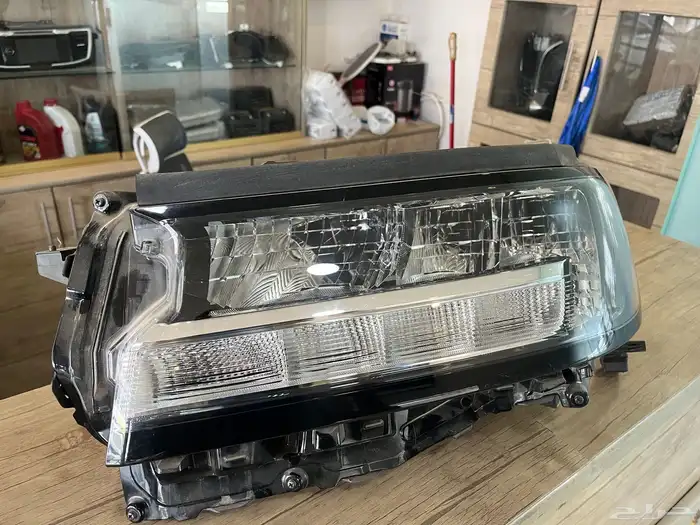 شمعات لاند كروزر GXR 2023 0