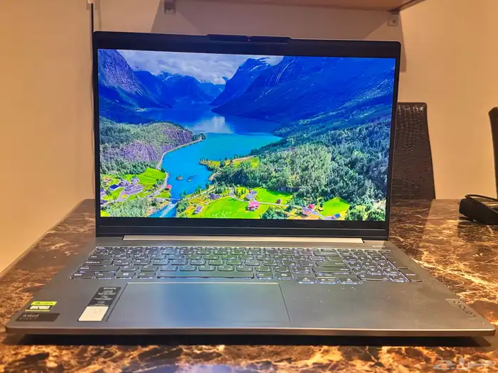 للبيع لابتوب لينوفو ideapad pro 5 0