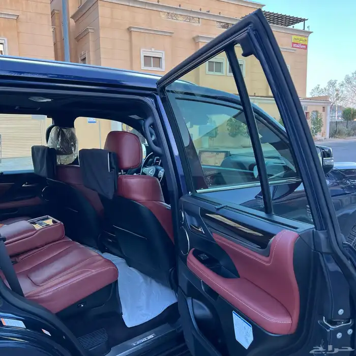 تم البيع الله يبارك للبائع و المشتري . 18