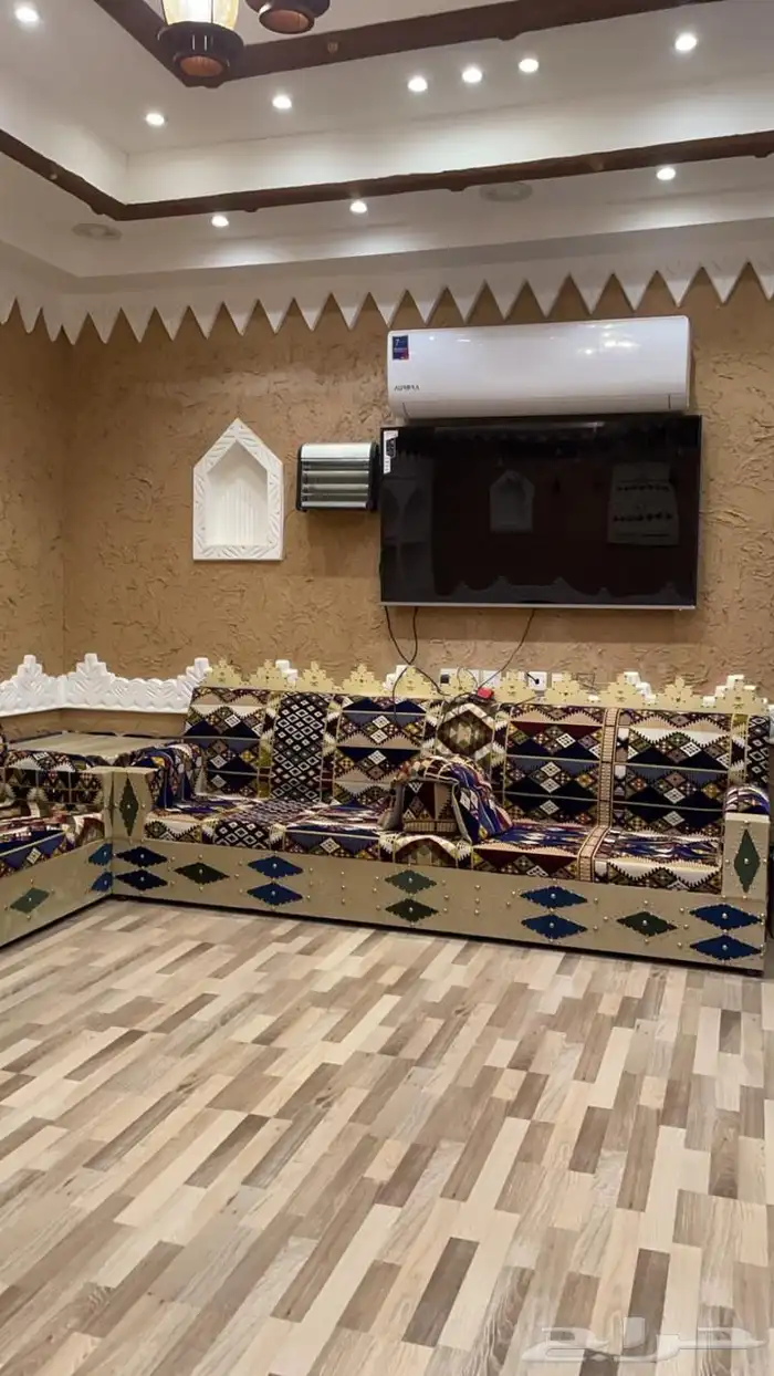 استراحة بحي المشاعلة المزاحمية(للبيع التاجير اليومي والشهري) 5