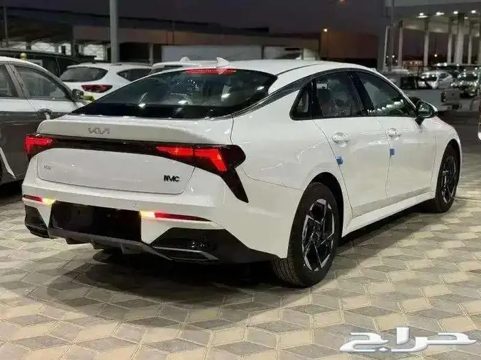 كيا K5 2024 ستاندر مطور 7