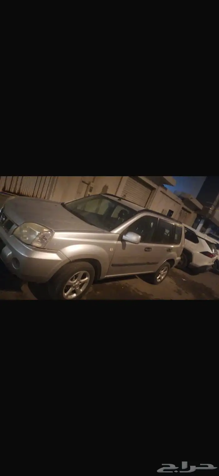 نيسان اكستريل 2011 دبل اوتماتيك جيب 4 سلندر 1