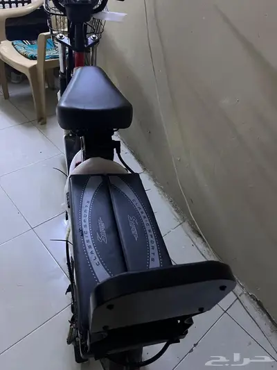 للبيع اسكوتر 8