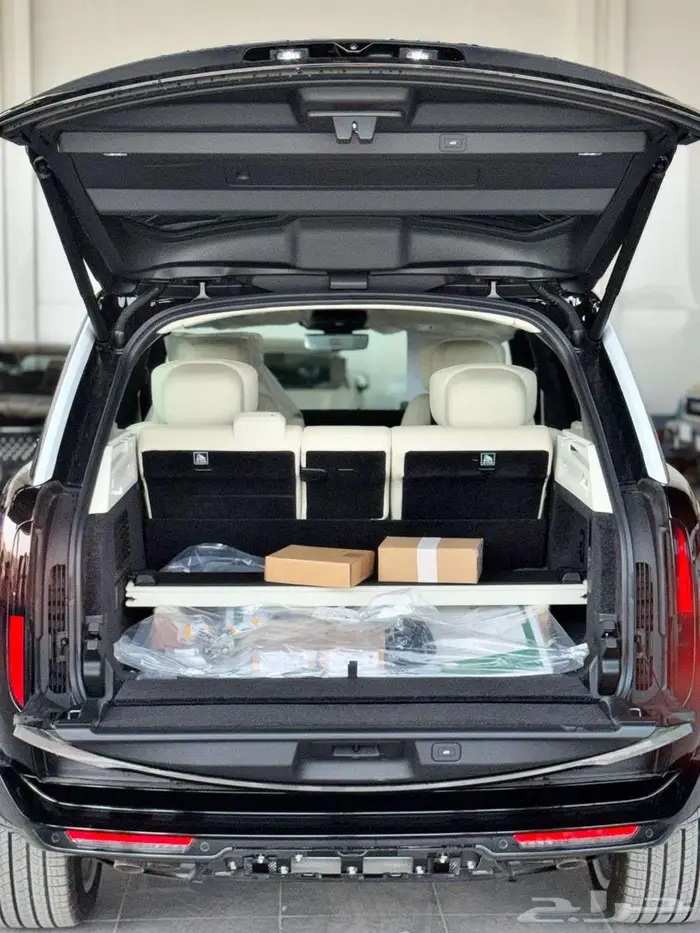 رنج روفر أوتوبيوجرافي V8 موديل 2025 15