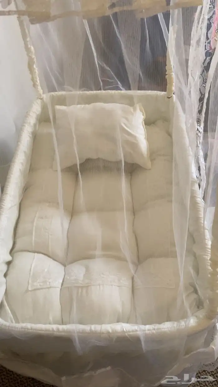 مهد طفل حديث الولاده 0