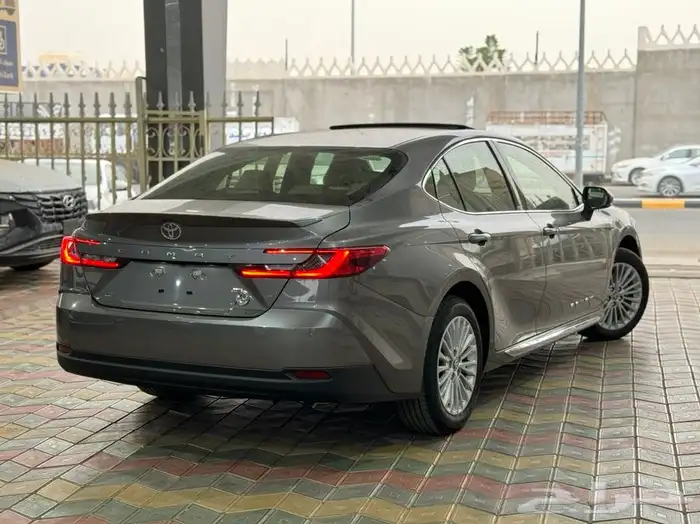 كامري LE 2025 3