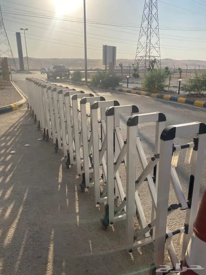 تأجير بيع حواجز تنظيم الحشود افنت تنظيمية صبات خرسانية اسوار 9