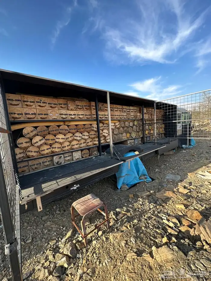 سيارة نحل باص موديل 2000 5