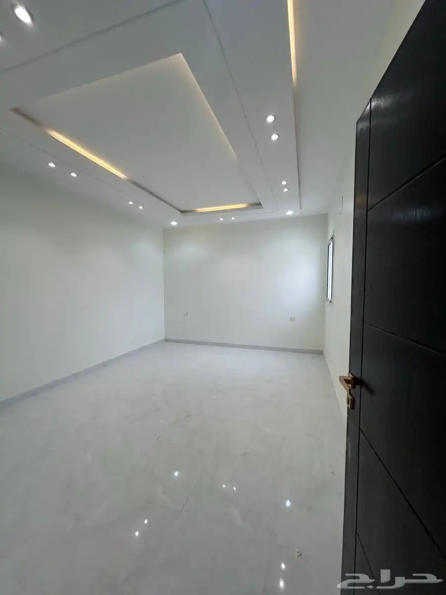 ارواف VIP للبيع على شارعين 3