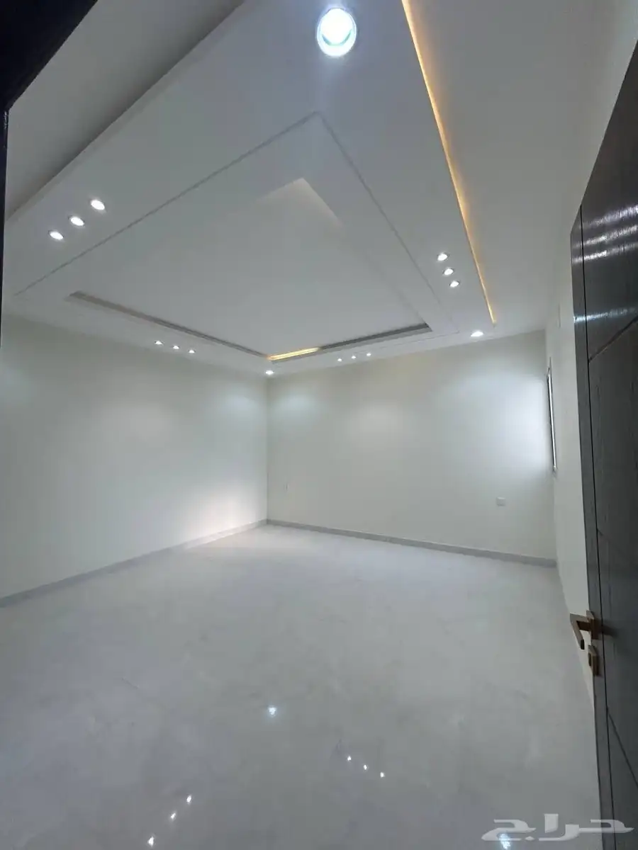 ارواف VIP للبيع على شارعين 11