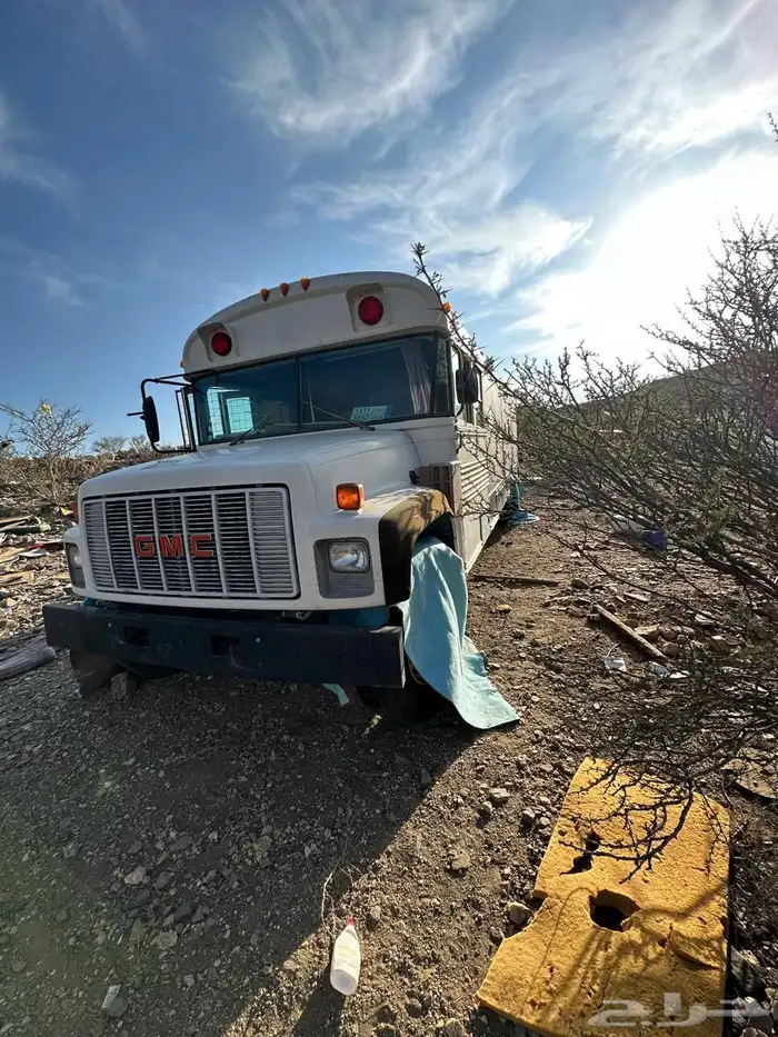 سيارة نحل باص موديل 2000 1