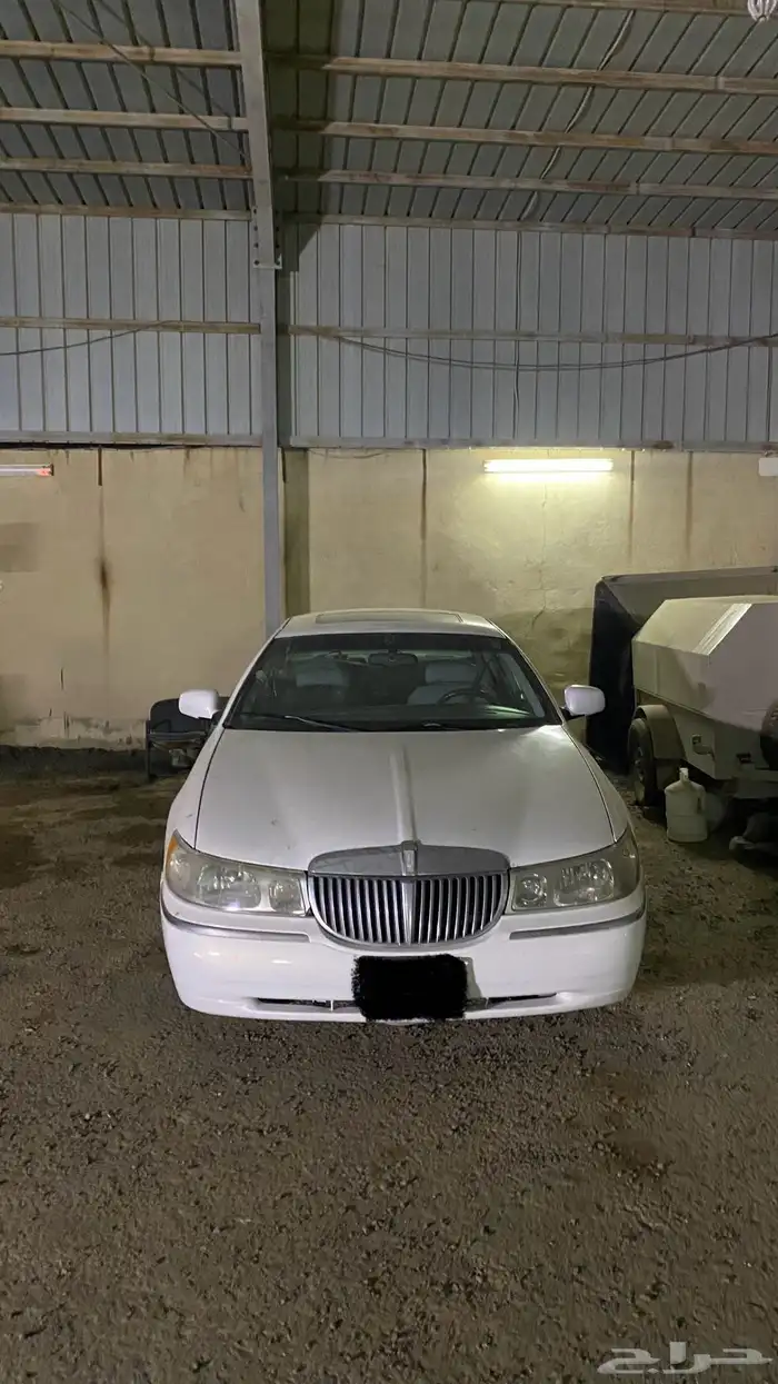 لينكون تاون كار 2000 0