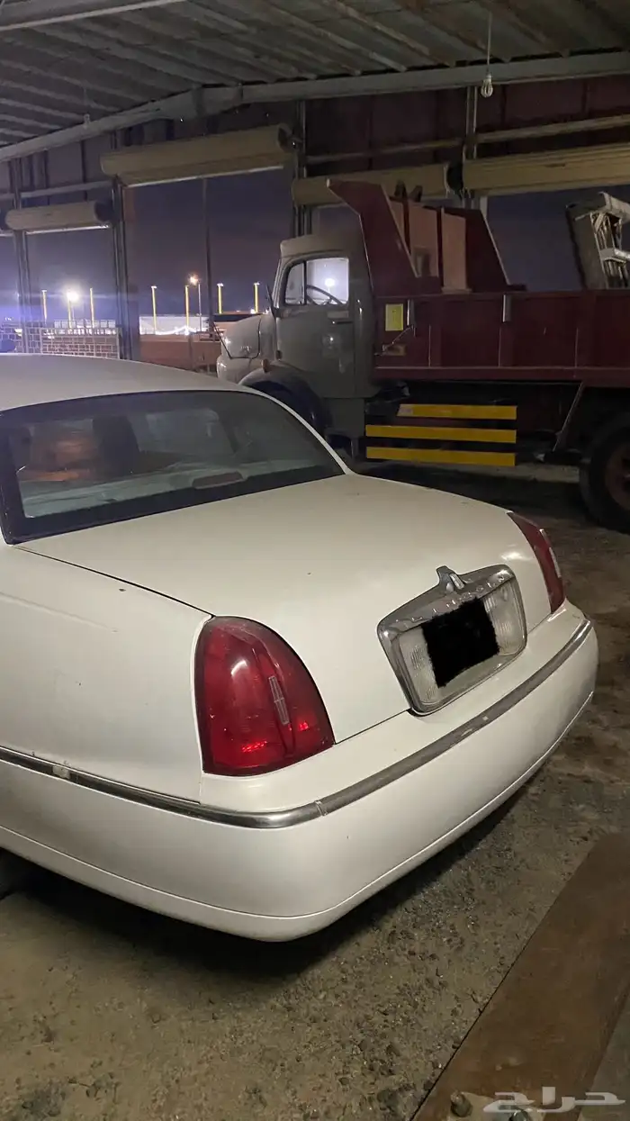 لينكون تاون كار 2000 7