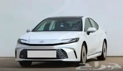 تويوتا كامري لومير هايبرد 2025 ابيض لؤلؤي 2
