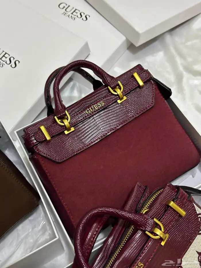 شنط هاي كواليتي جميع الماركات بسعر200 فقط 41