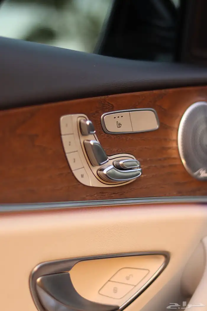 مرسيدس E350 موديل 2021 14