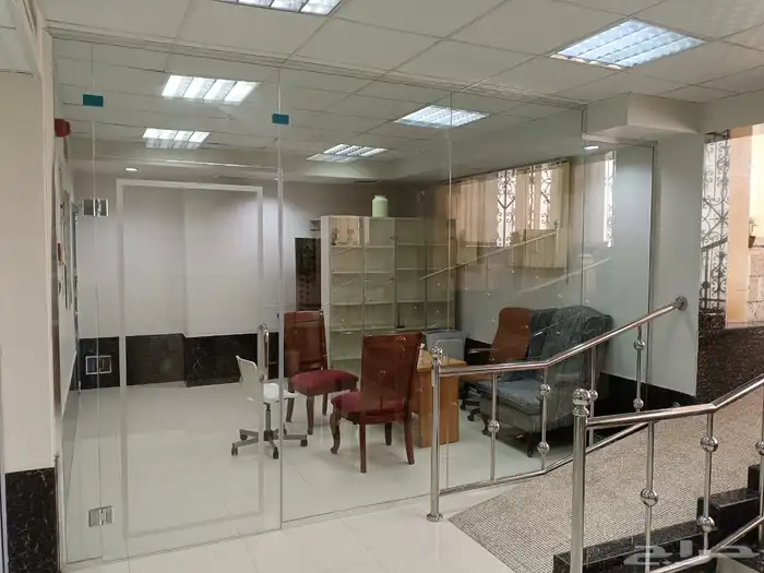 معرض فخامة للزجاج والمرايا والبراويز 14