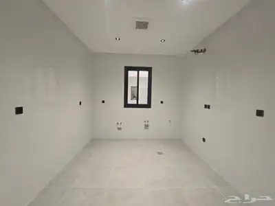 للبيع شقه تمليك ( 3 غرف ) تشطيب VIP ببطحاء قريش 3