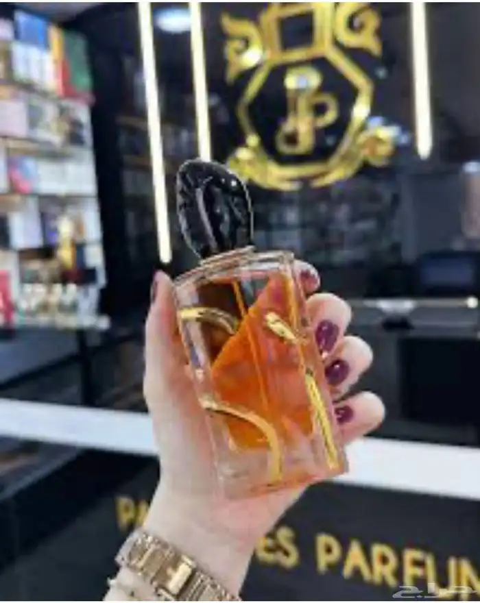 عطورت اصليه بس بدون كرتون سعرنا مره بطله 15