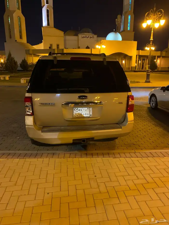 جيب فورد اكسبديشن قصير للبيع 1