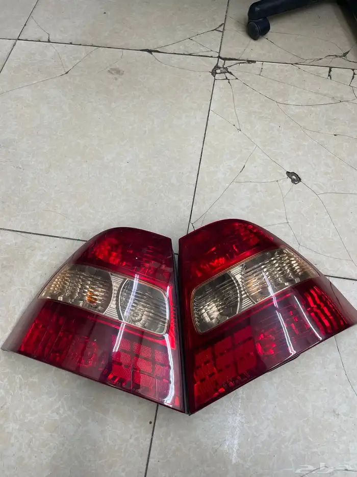 طقم اصطبات كرلا 2001-2002 اصلي مستعمل مستورد السعر 270 1