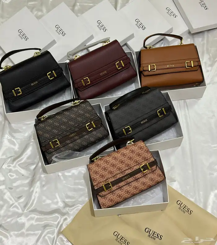 شنط هاي كواليتي جميع الماركات بسعر200 فقط 45