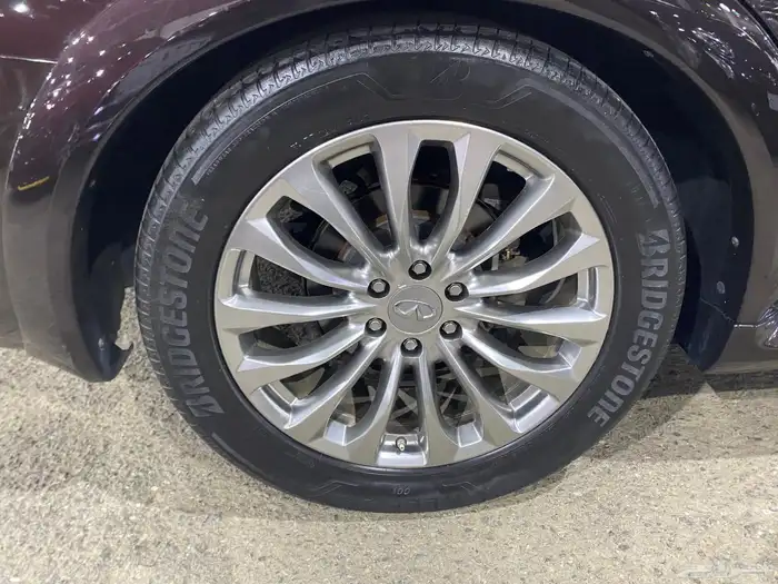 انفنتي QX 80 موديل 2016 فل كامل مخزن 7