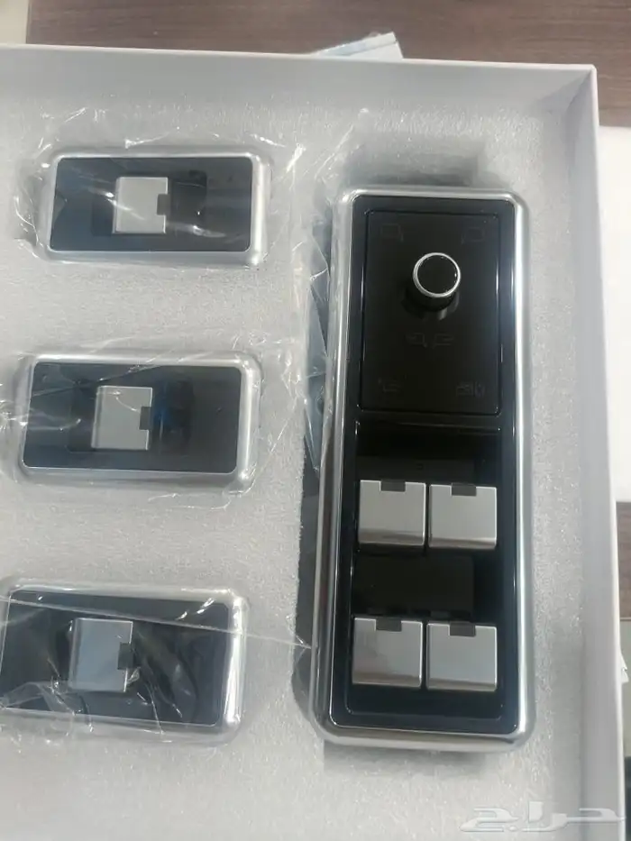 أزرار درقسون رنج روفر مع أزرار دريش شكل 2022 1