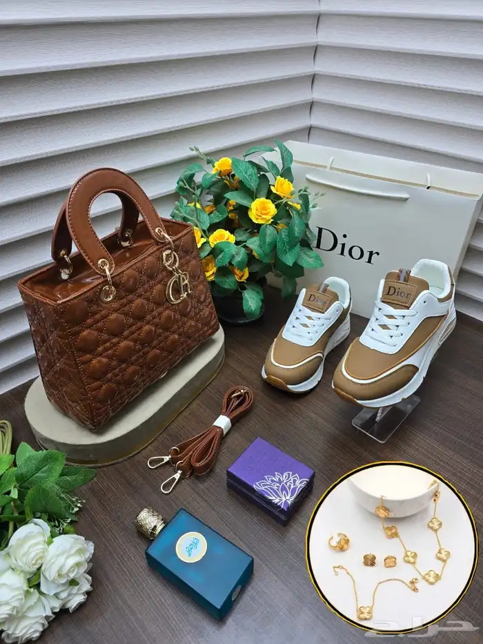 عرض شنطة وشوز هدايا لأحبابكم 2