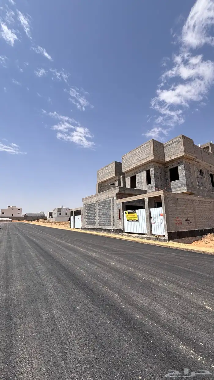 للبيع دوبلكسين متجاورة عظم في حي النقيب ببريدة 2
