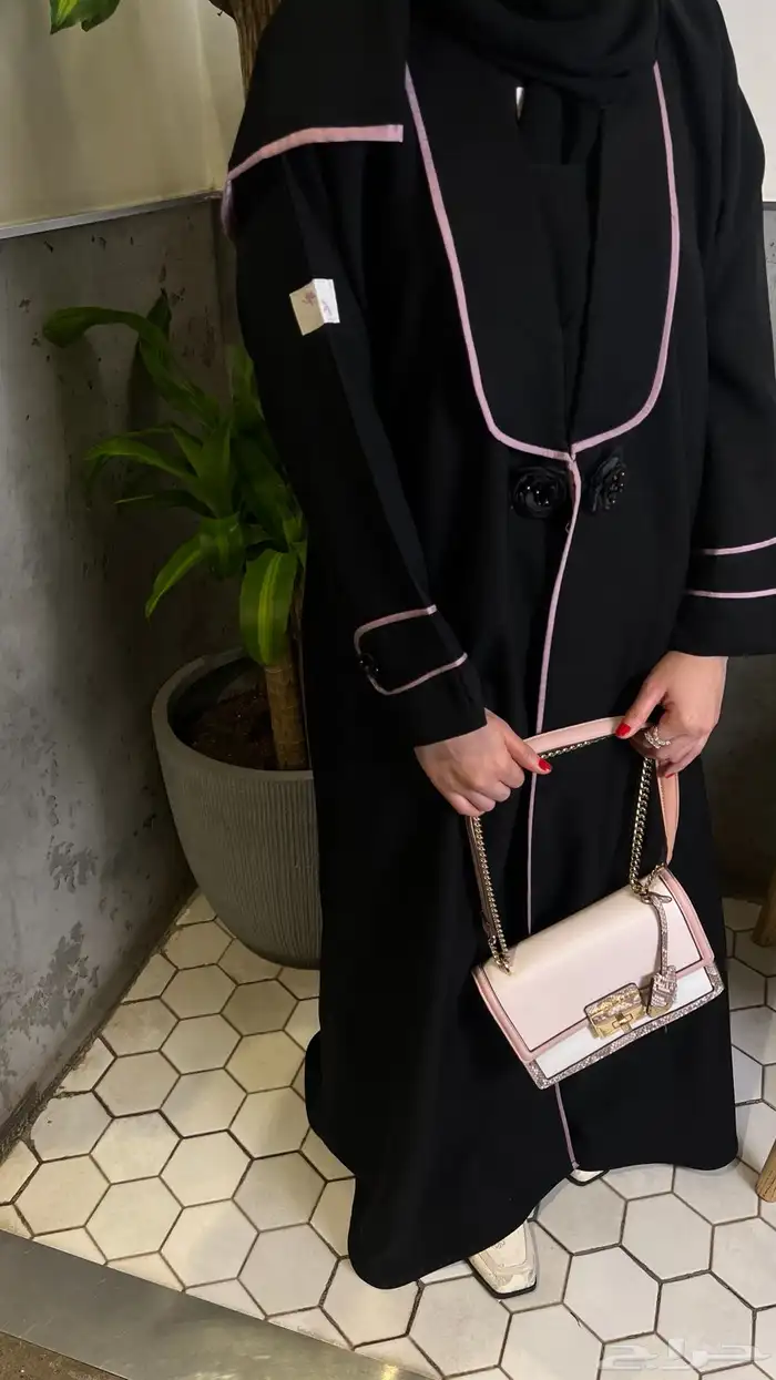 عبايات للبيع 0