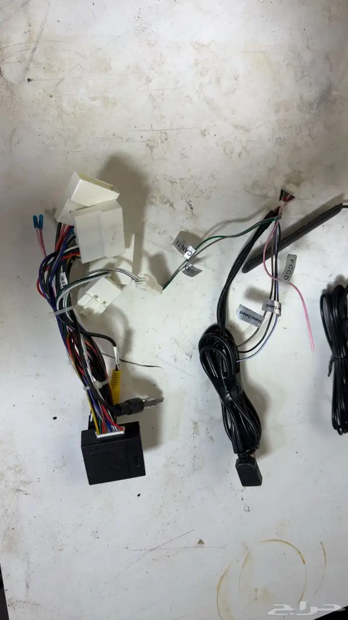 شاشة اندرويد مع ضفيرتها 3