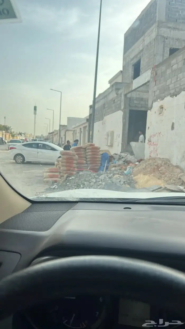 سعودي مشرف على ترميم مباني وفلل وعماير قديمة 6