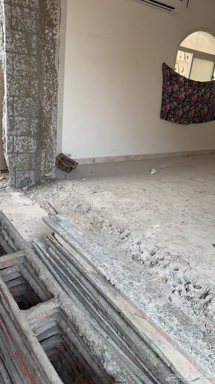 سعودي مشرف على ترميم مباني وفلل وعماير قديمة 26