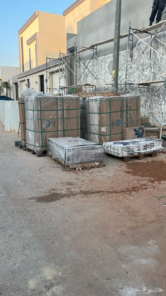 سعودي مشرف على ترميم مباني وفلل وعماير قديمة 17