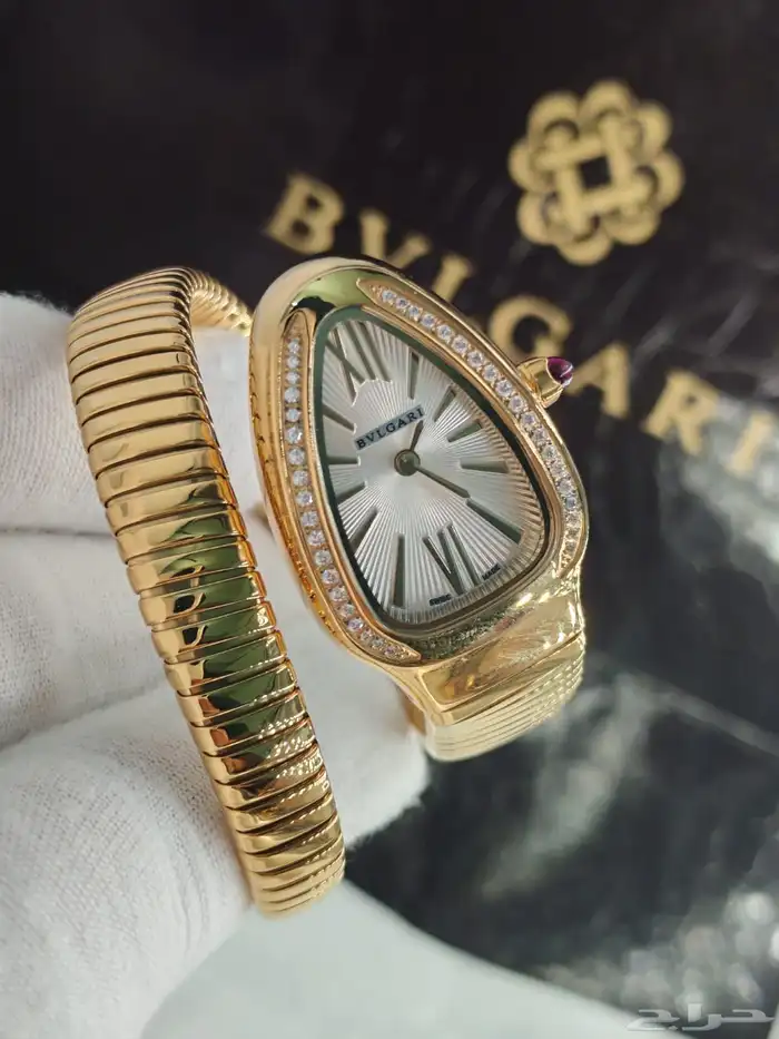 ساعة بلغاري نسائي موديل الثعبان 17