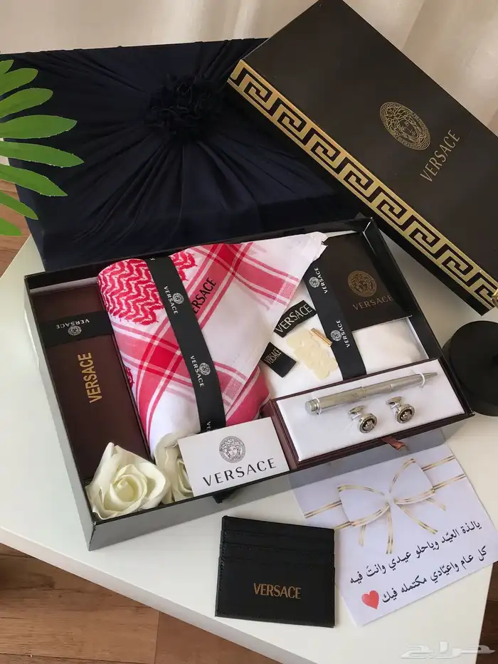 عرض طقم رجالي فرزاتشي هدايا   مميزة 0