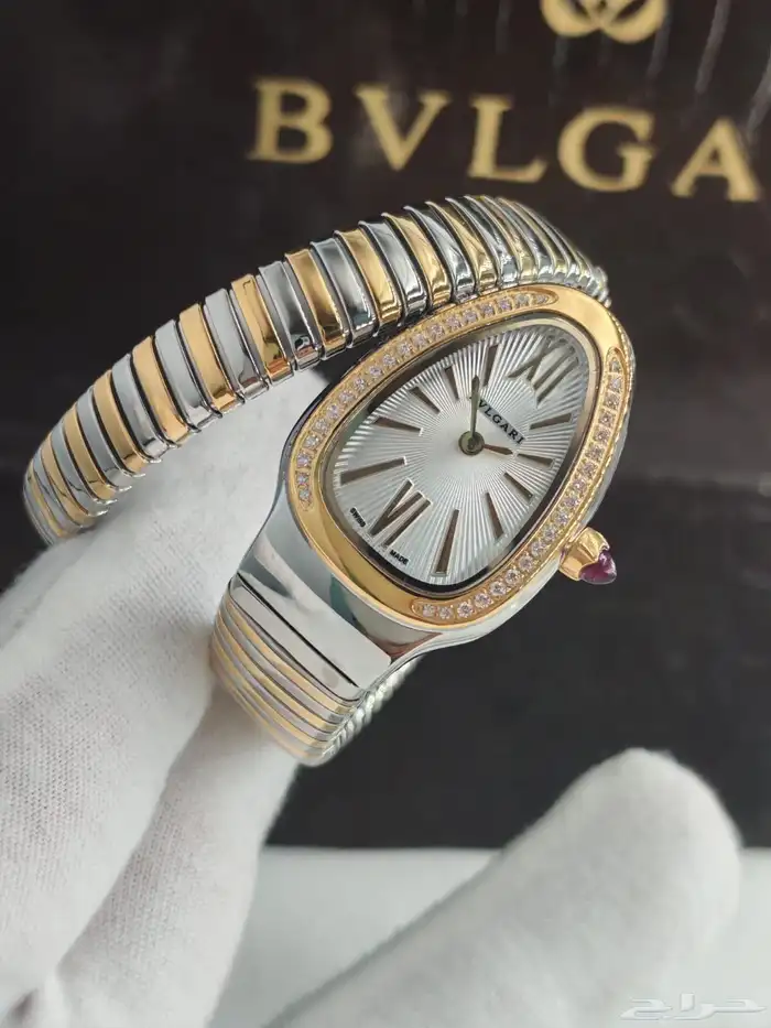 ساعة بلغاري نسائي موديل الثعبان 13