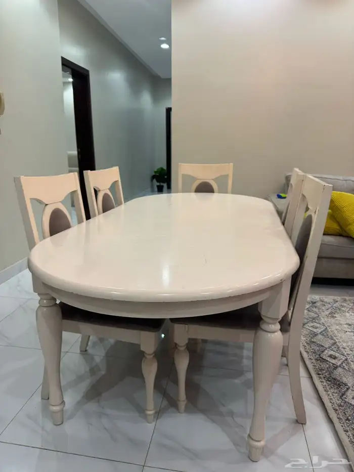 طاولة طعام هوم سنتر 0