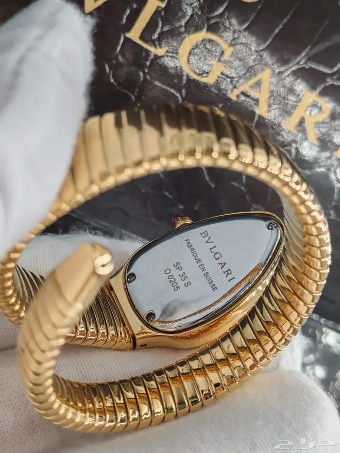 ساعة بلغاري نسائي موديل الثعبان 14