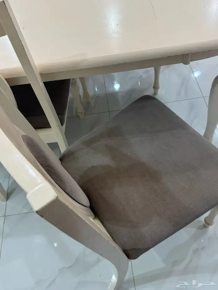 طاولة طعام هوم سنتر 5