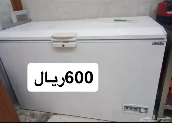 ثلاجة عرض للييع واغراض مطعم 12