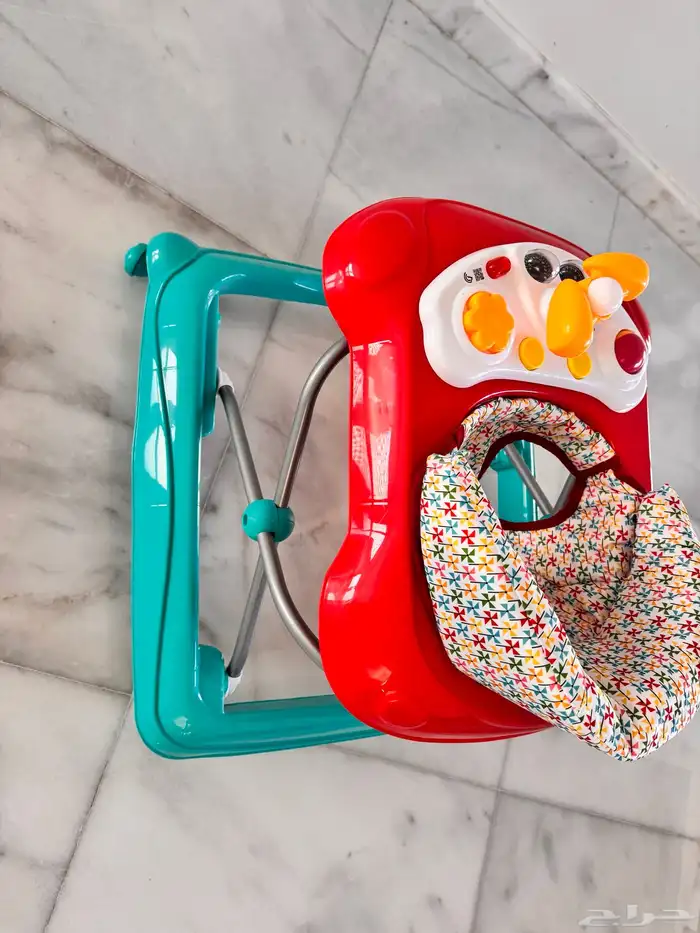 مشاية طفل ولعبه القفز 2