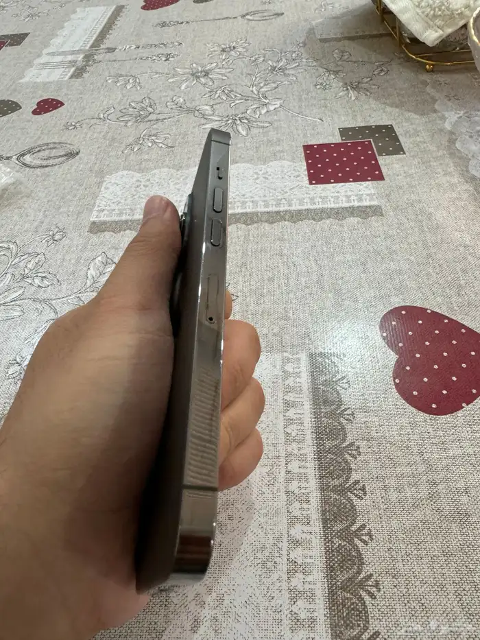 مباع  iPhone 13 pro 2