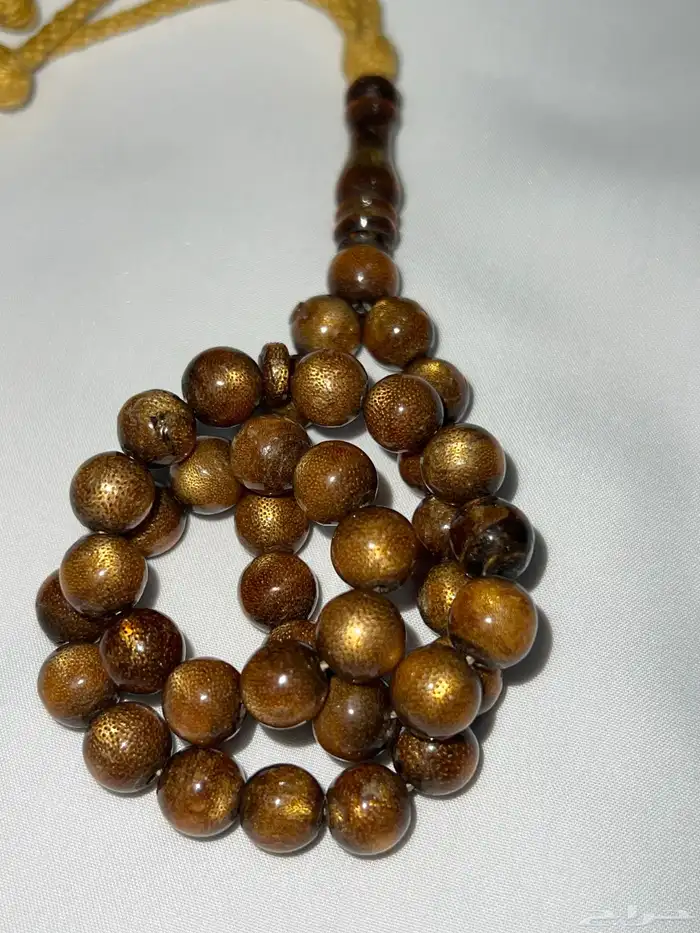 سبحه من اليسر الذهبي 0