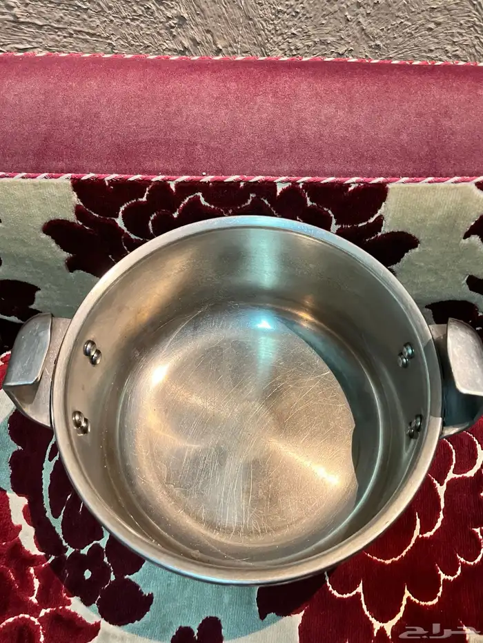 قدر سب الفرنسي من النوادر 7