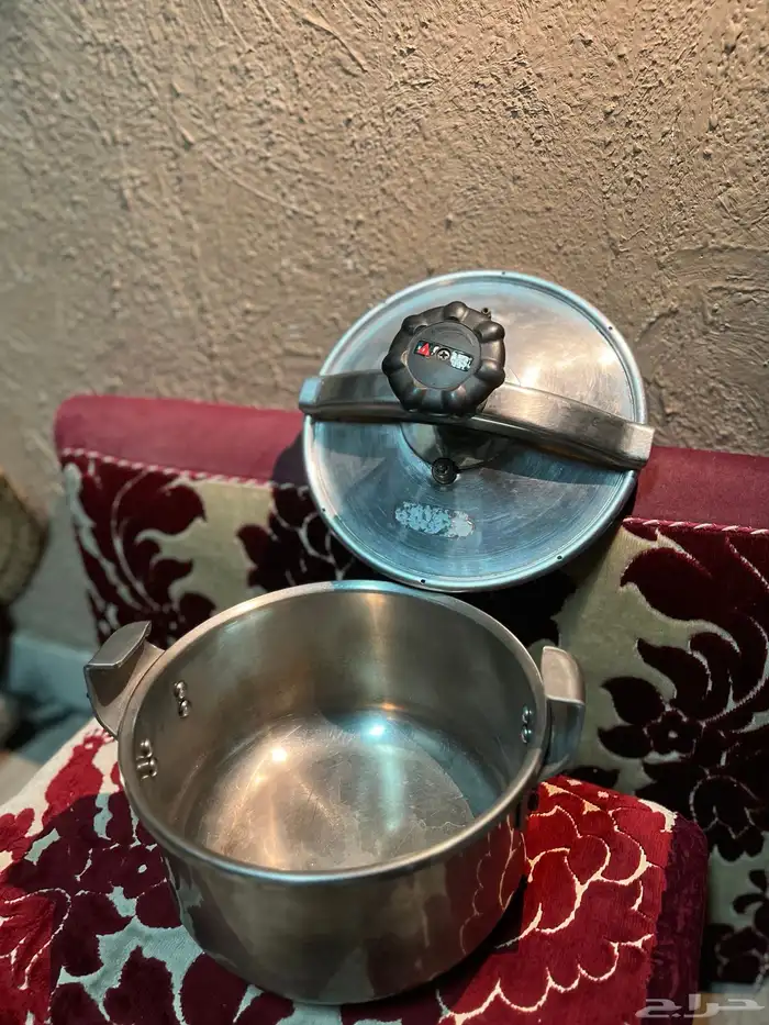 قدر سب الفرنسي من النوادر 4